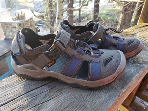 As nouns the difference between fund and omnium. Teva Omnium 2 Review | GearLab