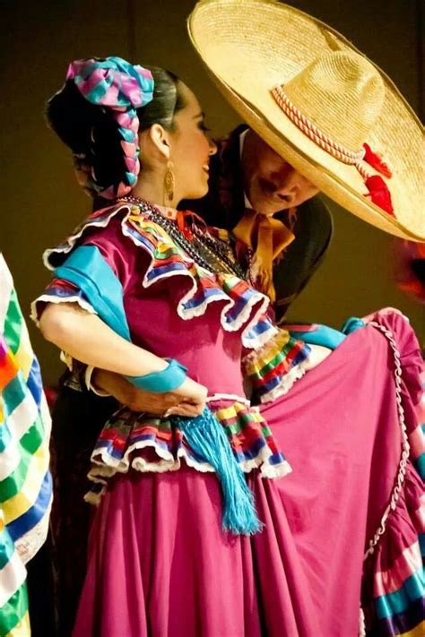 Mexican Folkdancing Bailes Mexicanos Folklore Mexicano Y Arte Mexicano