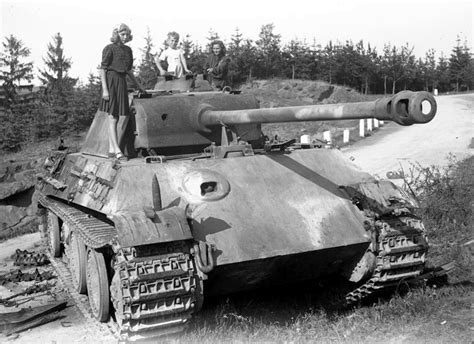 Pzkpfw V Ausf G Panther Czechoslovakia 1945 2 Aircraft Of World