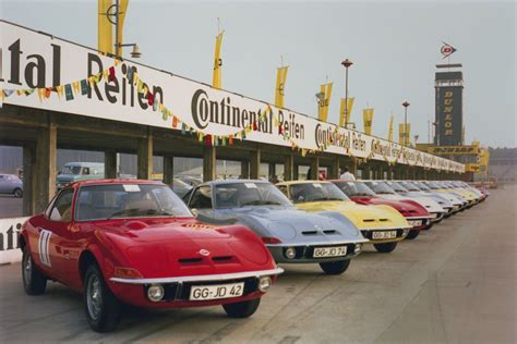 Opel Remembers When It Made The Excellent Gt Coupe Drivemag Cars