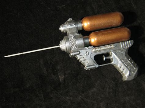 Steampunk Syringe Gun