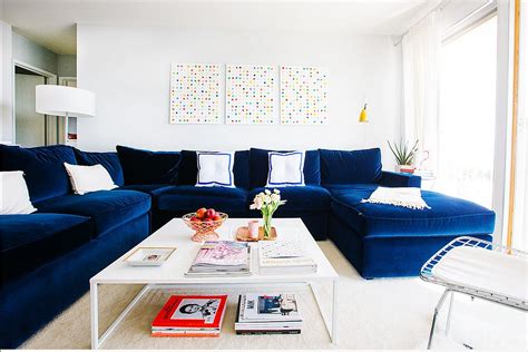 Blue Sofa Living Room Ideas 25 Stunning Living Rooms With Blue Velvet