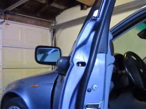 How to replace bmw 3 series rear window regulator with. Desmontar montante izquierdo BMW | Doovi