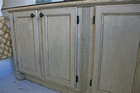 Okay, let's say you want to give a crackle finish to a piece of furniture: crackle paint for cabinets - Google Search | Sewing machine cabinet, Old sewing machines ...