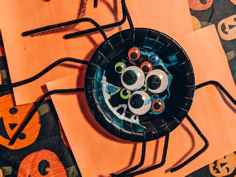 Creepy Paper Plate Spiders For Toddlers Word To Your Moms