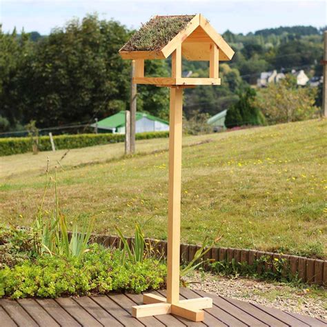 mangeoire à oiseaux en bois toit végétalisé comedouros para passaros casas para passarinho