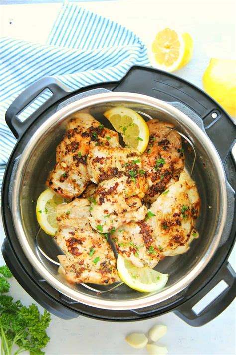 For this recipe we used chicken broth, but you could even just use water if desired. Instant Pot Lemon Chicken recipe in 2020 | Lemon chicken ...