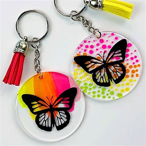 Easy Cricut Joy Keychain Project • Color Made Happy