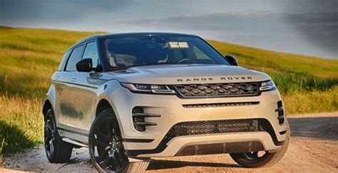 Price, specs and release date watch the new range rover is one of 14 cars in contention for the 2021 what car? New Land Rover Evoque 2021 - Specs, Interior Redesign ...