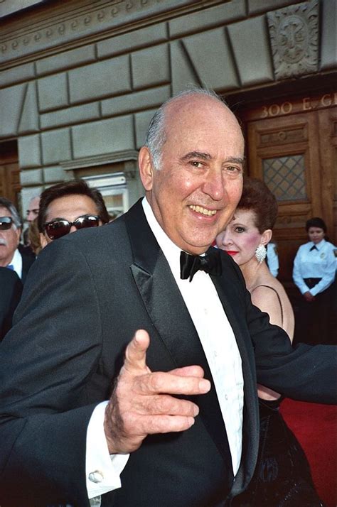 Carl Reiner Passes Away At Tributes Pour In From The Comedy World