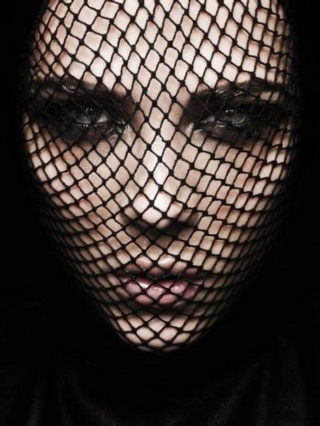 Caught In A Net Glamorous Chic Life Veil Photography