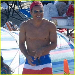 Mario Lopez Shows Off His Sexy Abs While Shirtless At The Beach On The