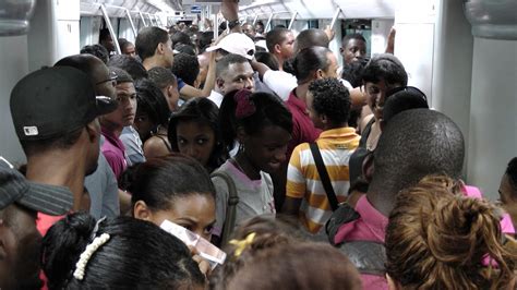 Cristo Rey En Línea Ampliación Del Metro De Santo Domingo