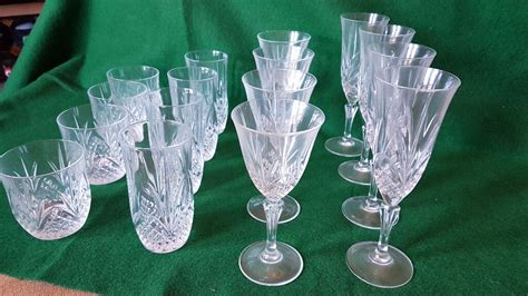 Glass Crystal Glass Set Of 16 Contains 4 Different Size Glasses In Southside Glasgow Gumtree