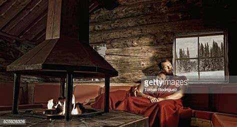 Femme Sauna Photos Et Images De Collection Getty Images