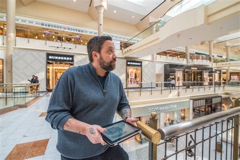 Mike Isabella Closes His High Profile Food Hall In Tysons Galleria