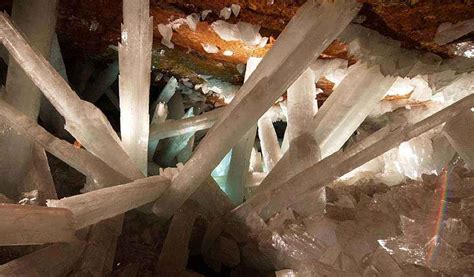 墨西哥巨型水晶洞360百科