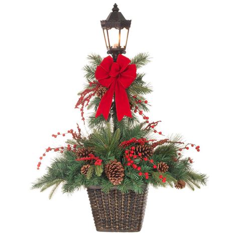 Check out our favorite home depot holiday decorations for your yard, front door, and outdoors for 2018. Home Depot: Christmas Decorations Are Up To 50% Off - DWYM