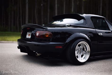 The fastback was originally molded using an na, a mate of mine has experience in such work. Hardtop Spoiler For Miata NA/NB - The Ultimate Resource ...