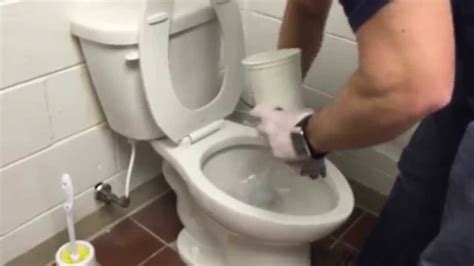 How Long It Should Take To Effectively Clean Public Restroom Youtube