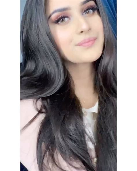 Alishbah Anjum Black Hair Color Pretty Face Glossy Lips Cute Indian