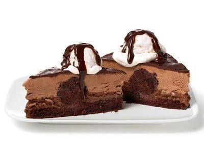 Chocolate stampede (serves 2) courtesy of longhorn steakhouse for a half portion : Longhorn Steakhouse Chocolate Stampede (COPYCAT) | Recipe in 2021 | Chocolate mousse cake ...