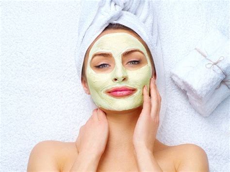 12 Simple Homemade Face Pack To Get Fair Skin Naturally