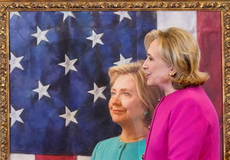 Hillary Clinton Swipes At Trump Putin During Portrait Unveiling Patabook News