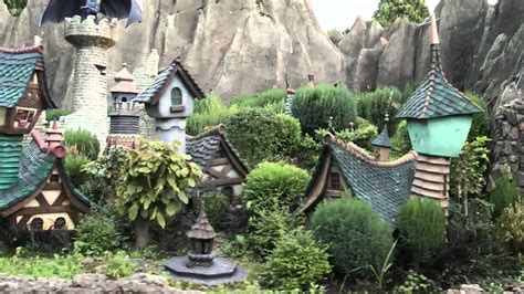 Le Pays Des Contes De Fées Disneyland Paris Youtube