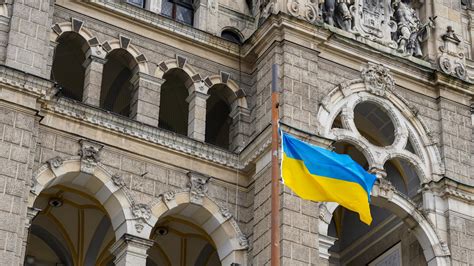 Gallery: Czech cities raise the Ukrainian flag | TheMayor.EU
