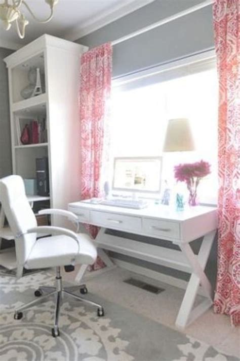 Maybe you would like to learn more about one of these? Pretty Home Office Ideas For Women - Beautiful Glam Chic ...