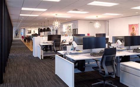 12 Modern Workspace Design Elements To Implement