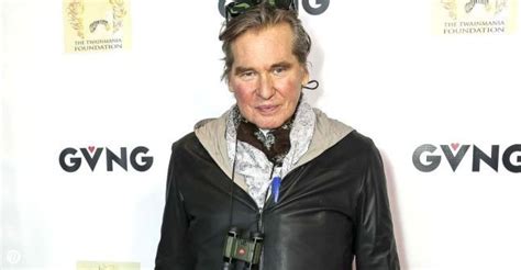 val kilmer just made a rare public appearance after 2 year cancer battle