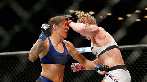 Germaine De Randamie Beats Holly Holm In Controversial Ufc 208 Title Fight Mma News Sky Sports