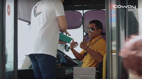 Dia juga berharap delegasi marinir as dapat menyesuaikan diri dengan kondisi dan iklim indonesia yang tentunya berbeda dengan di as. "Terkejar-kejar Naik LRT, Tak Sempat Berbuka Dengan ...