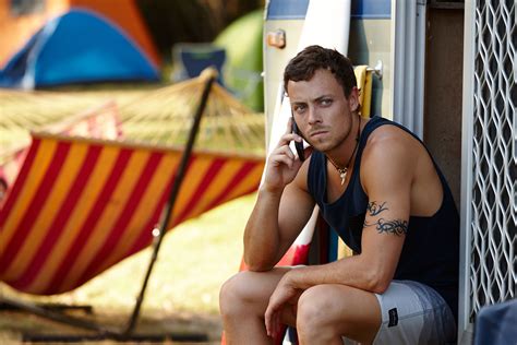 Home And Away 31 Pictures As Dean Faces New Heartache Home And Away