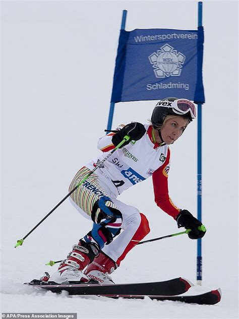 EDEN CONFIDENTIAL Paul McCartneys Ex Wife Heather Mills Sets A New World Ski Record Sound