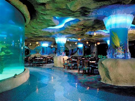 Unique Ocean Themed Restaurant Kemah Aquarium Restaurant In Texas