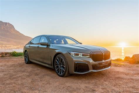 2022 Bmw 7 Series Choosing The Right Trim Autotrader