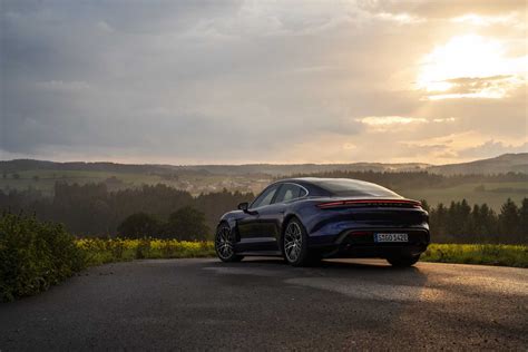 The 2021 porsche taycan dazzles with incredible (and repeatable) acceleration runs, undermining commonly held beliefs about electric performance cars. Porsche Taycan Turbo EPA ratings: Lowest among electric cars in efficiency