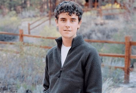 Connor Franta Height Weight Net Worth Age Birthday Wikipedia Who