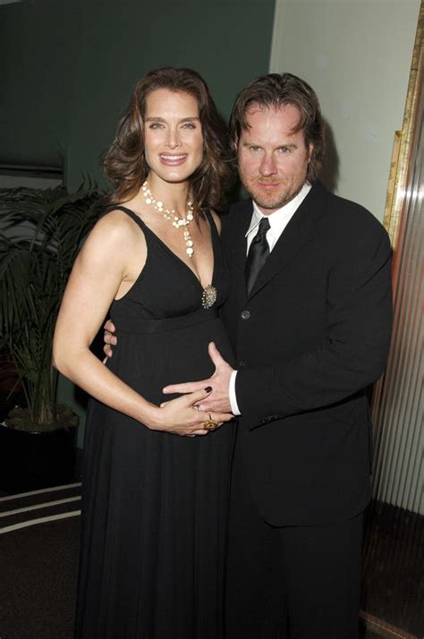 Brooke Shields Meet Her Husband Chris Henchy And 2 Teenage Daughters