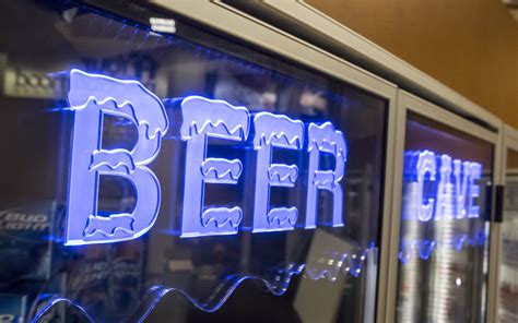 Walk In Beer Cave Coolers For Convenience Stores