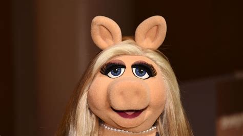 The Miss Piggy Fashion Mantras That Every Woman Should Follow ...