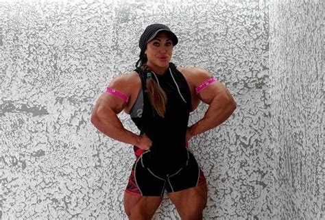 Una rusa es considerada la mujer más musculosa del mundo