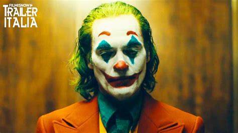 The closest thing the film has to an antagonist (apart from thomas wayne) is draco in leather pants: JOKER (2019) | Teaser Trailer ITA del film con Joaquin ...