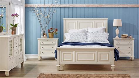 Bedroom sets create cohesive and comfortable room designs. Glenmore 4 Piece Queen Bedroom Suite with Dresser ...
