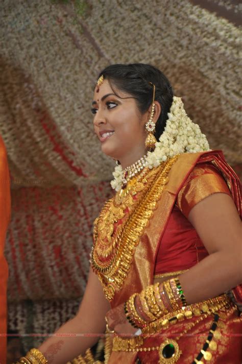Actress Navya Nairs Wedding Selected Photos Hd Photosstills