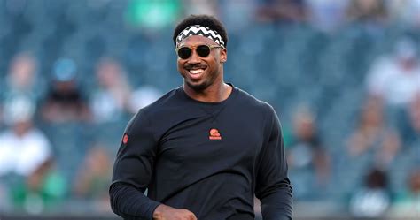 Browns Rumors: Myles Garrett Restructures Contract; Creates $12.9M in width=