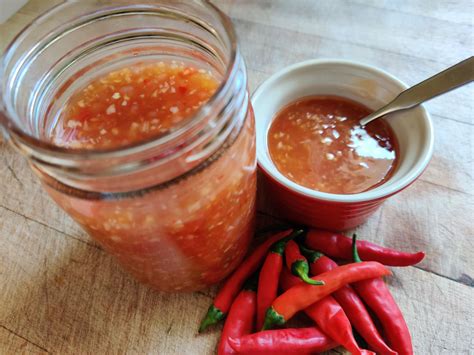 Sweet Chili Dipping Sauce Thai Style Eat The Heat